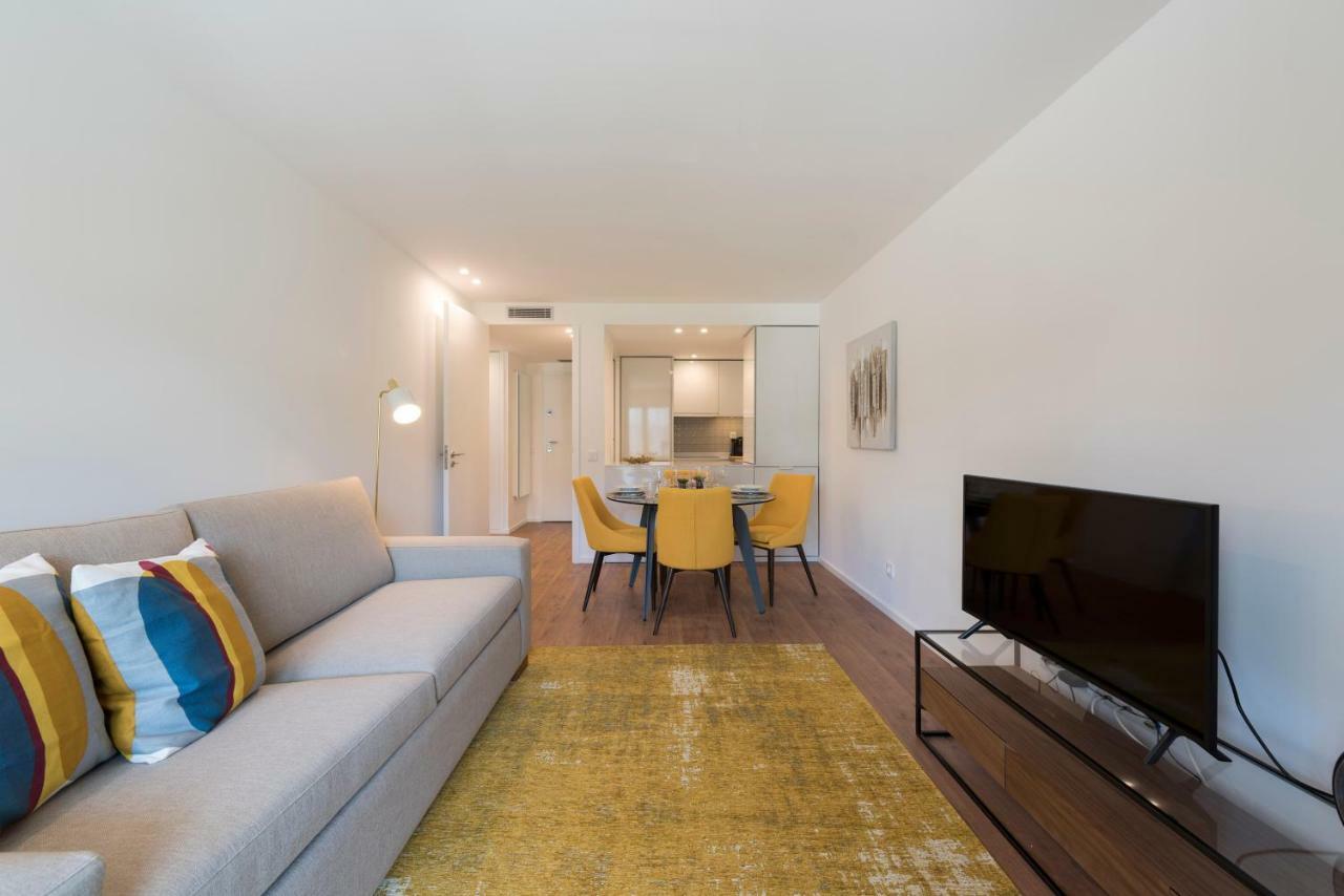 Lovelystay - Downtown Balcony Apartment With Free Parking Πόρτο Εξωτερικό φωτογραφία
