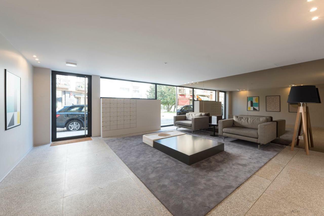 Lovelystay - Downtown Balcony Apartment With Free Parking Πόρτο Εξωτερικό φωτογραφία