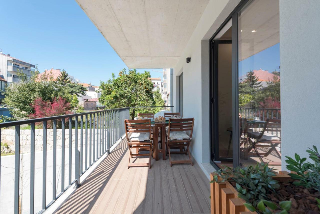 Lovelystay - Downtown Balcony Apartment With Free Parking Πόρτο Εξωτερικό φωτογραφία